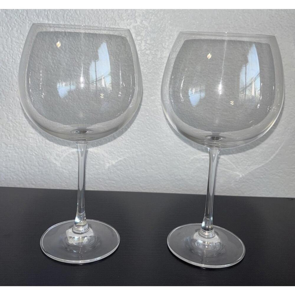 Crate & Barrel Estate Balloon Red Wine Glass Crystal 28oz Slovakia